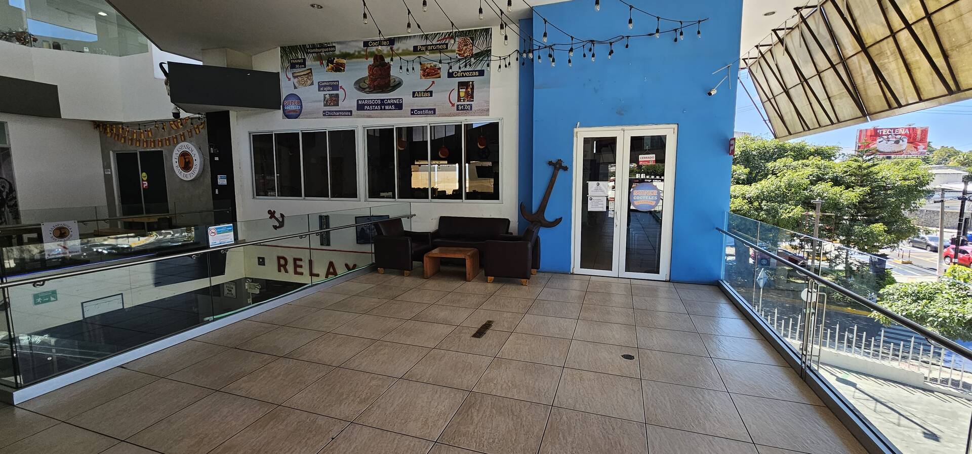 #124 - Locales, Oficinas y Bodegas para Alquiler en San Salvador - San Salvador