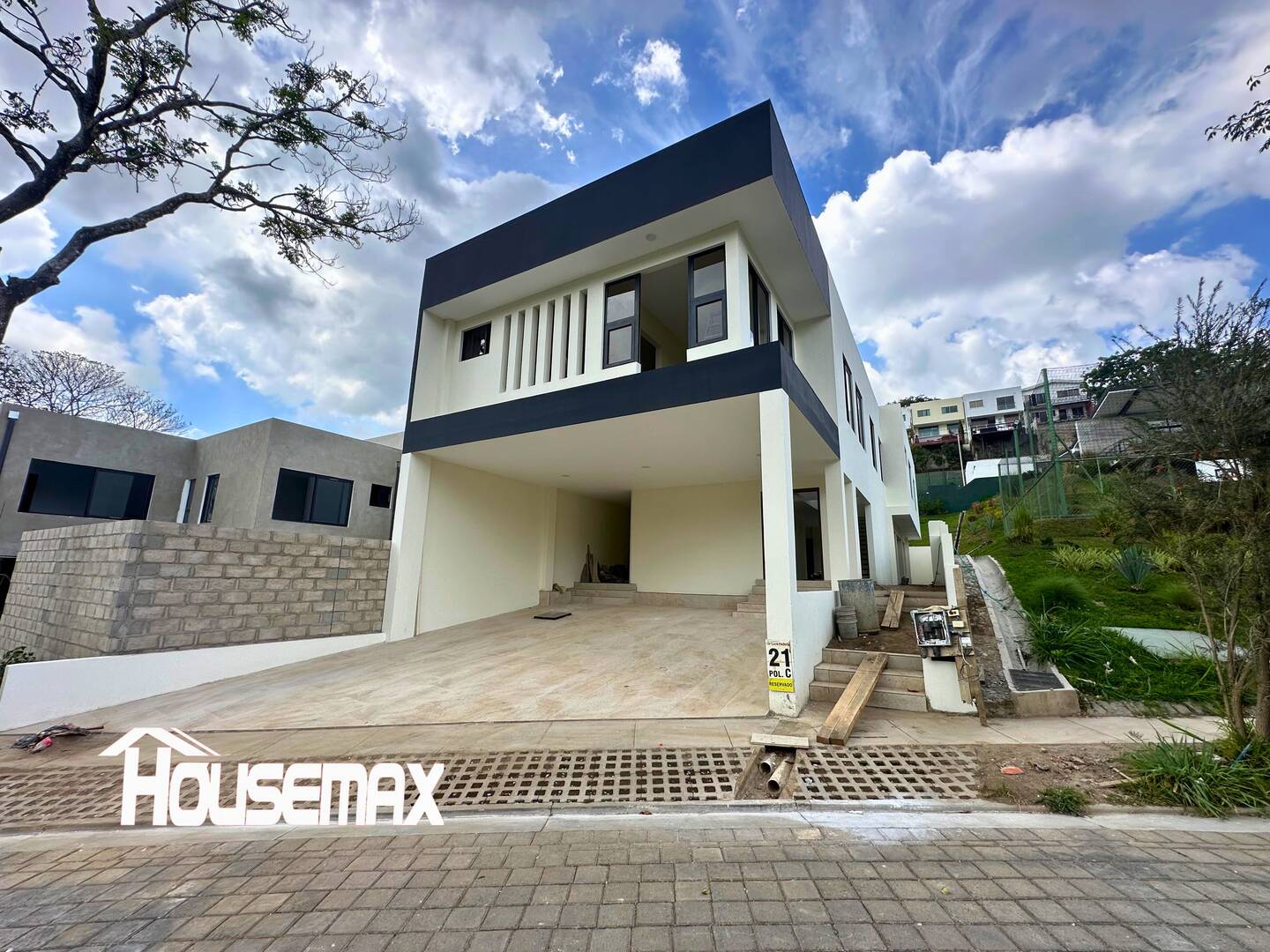 #131 - Casa y Residencia para Venta en San Salvador - San Salvador