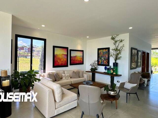 Casa y Residencia para Venta en San José Villanueva - 5