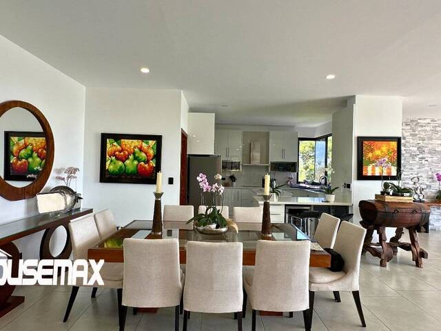 Casa y Residencia para Venta en San José Villanueva - 3
