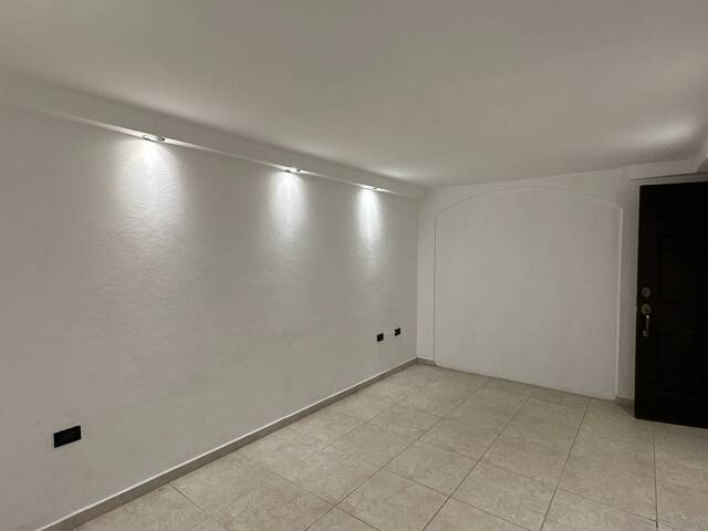 #167 - Casa y Residencia para Venta en Santa Tecla - La Libertad - 2