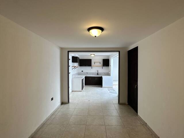 #167 - Casa y Residencia para Venta en Santa Tecla - La Libertad - 3