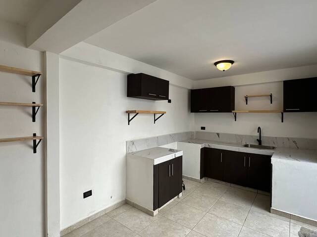 Casa y Residencia para Venta en Santa Tecla - 4