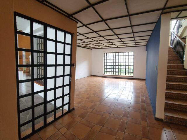 Venta en Merliot - Santa Tecla