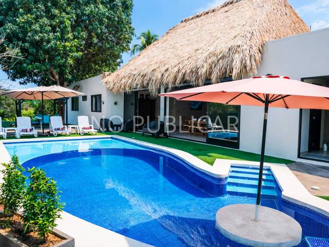 #233 - Rancho y Terreno de Playa para Venta en La Libertad - La Libertad - 1