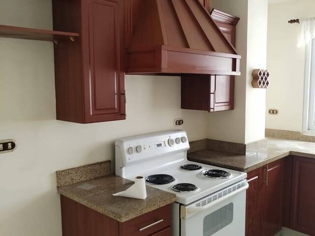 Torres y Apartamentos para Venta en San Salvador - 3
