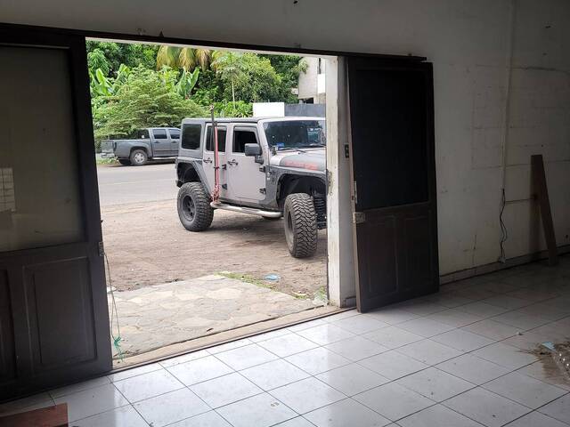 Locales, Oficinas y Bodegas para Alquiler en La Libertad - 4