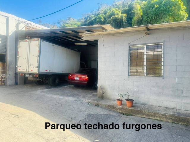 Locales, Oficinas y Bodegas para Venta en La Libertad - 4