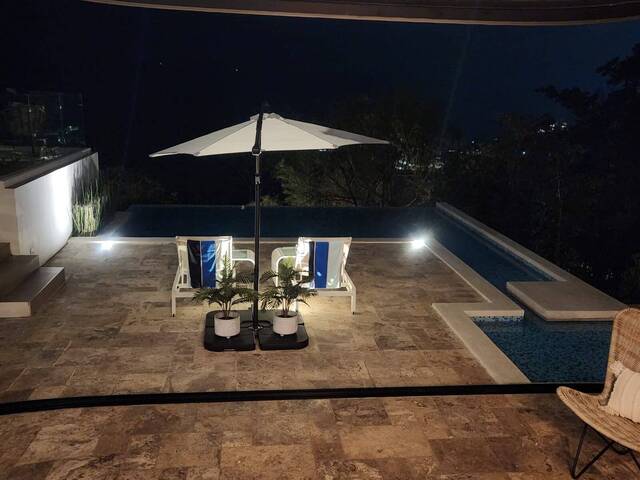 Casa y Residencia para Venta en Zaragoza - 3